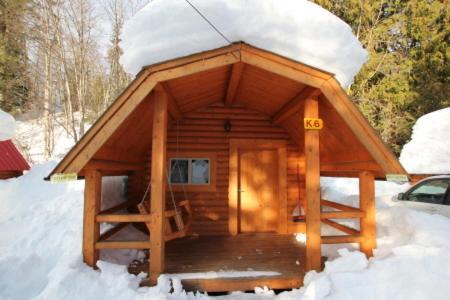 Villa Revelstoke Campgrounds & Cabins Exterior foto